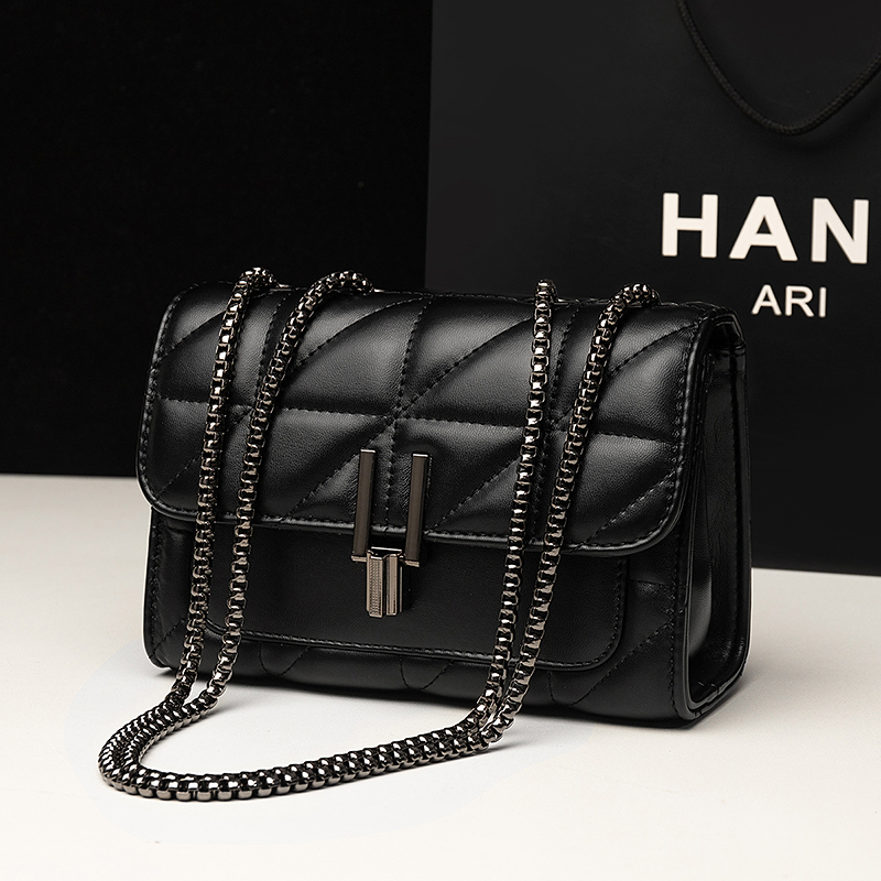 Women Bags Ysl - Sac carré classique matelassé, sac à