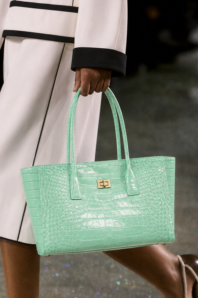 Women Bags For Work - Sac fourre-tout SHELKSBAG en cuir de
