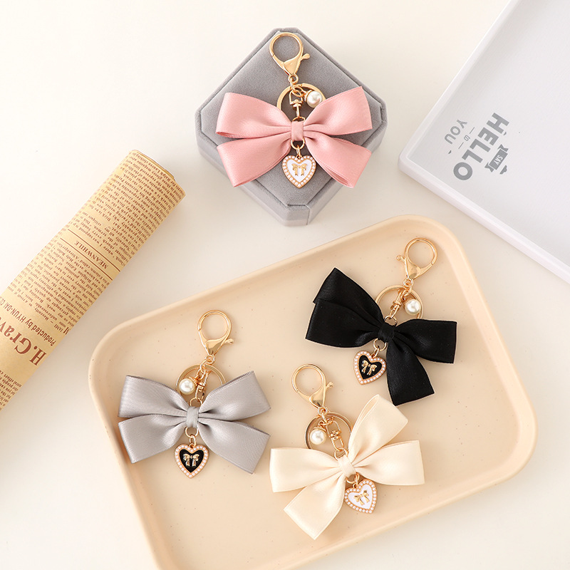 Women Bags Ysl - Pendentif Nœud en Tissu Élégant et