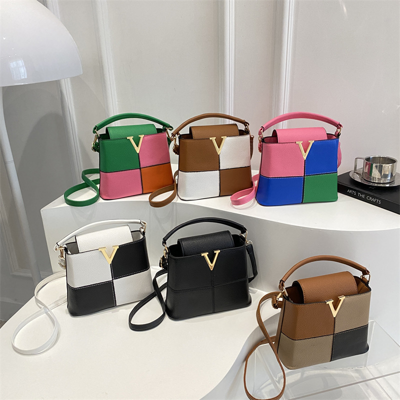 Sacs fourre-tout miniatures ch - Women Bags Louis Vuitton avis et prix