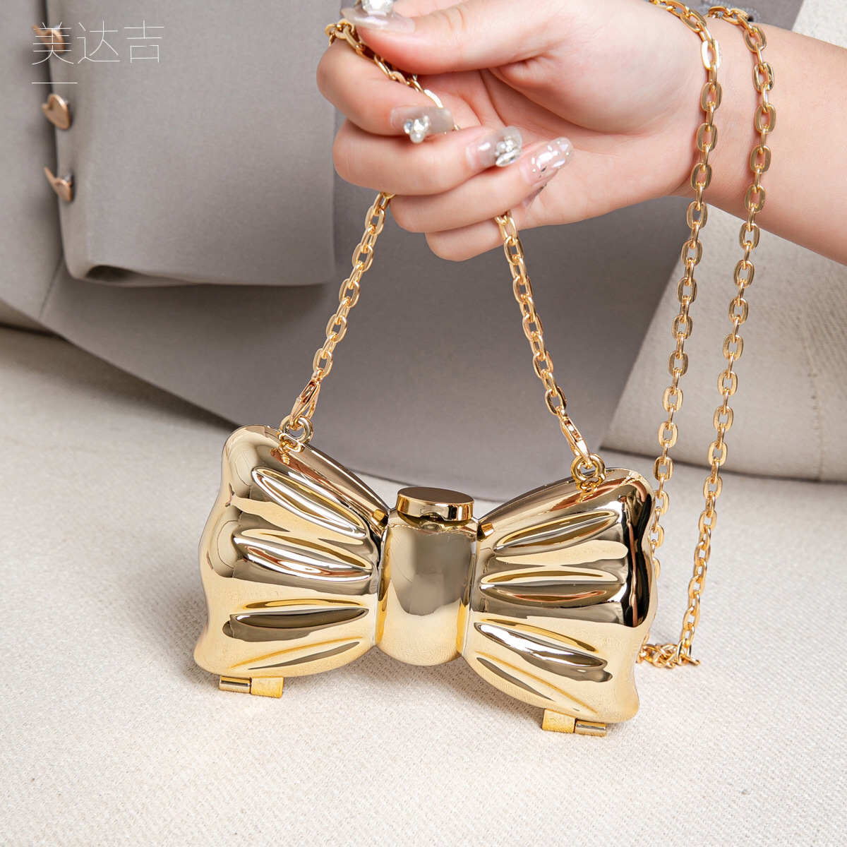 Mini pochette rigide en métal  - Clutch Bag Evening avis et prix